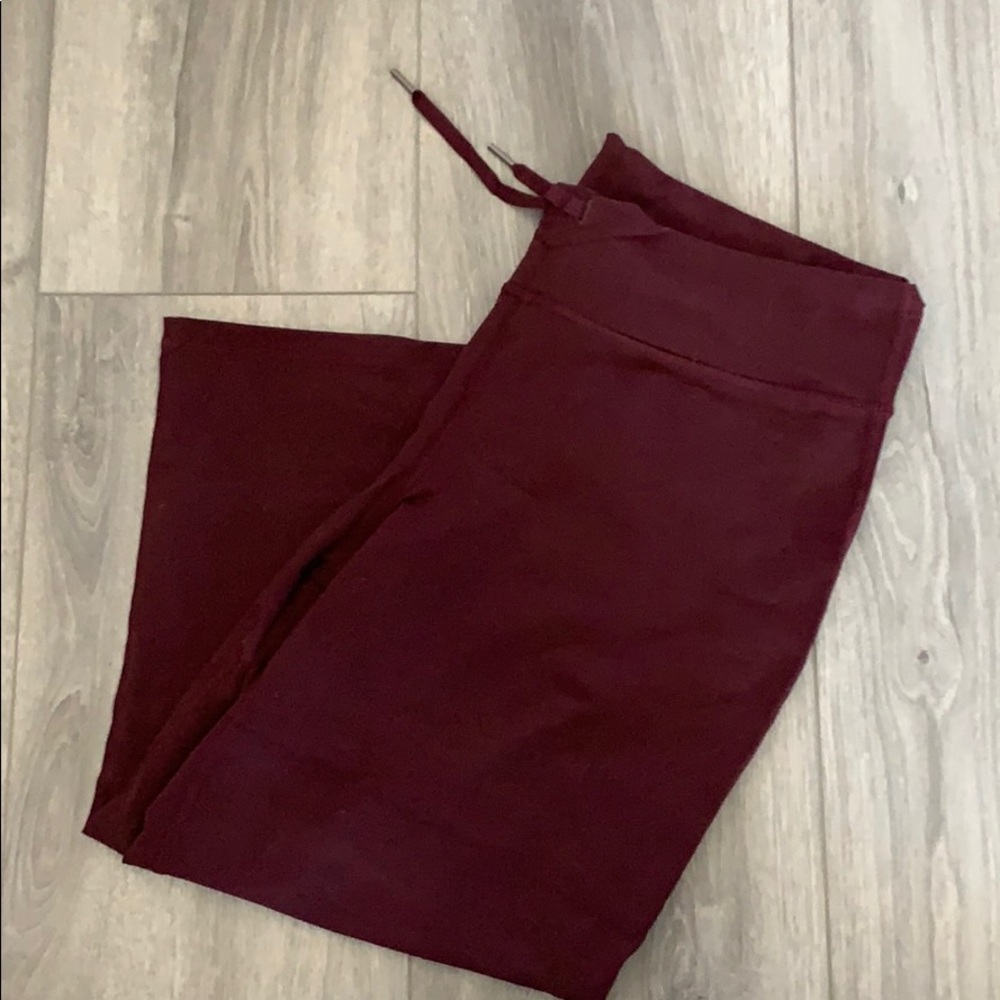 Lululemon burgundy wide legged crops